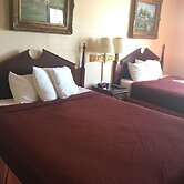 Derby Inn & Suites