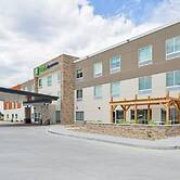 Holiday Inn Express & Suites Chadron by IHG
