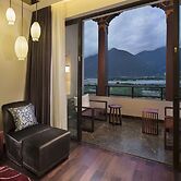 Hilton Linzhi Resort