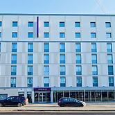 Premier Inn Slough Central South