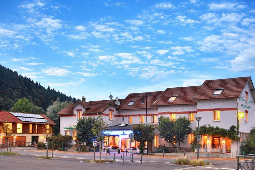 Logis Hôtel & Restaurant des Lacs