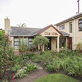 Old Oak Guest House