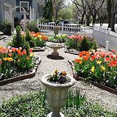 Moore House Bed and Breakfast