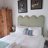 Boulders Beach Hotel, Cafe and Curio