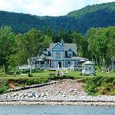 Sea Parrot Ocean View Resort