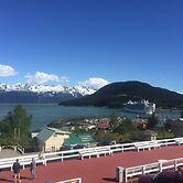 Captain's Choice Motel