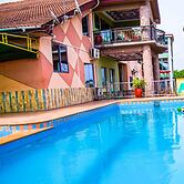Triple Hill Hotel