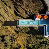 Chris Wellness Resort Hotel