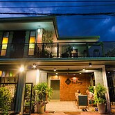 Talardkao Balcony Krabi - Hostel