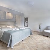Tm Suites