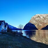 Visit Undredal