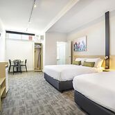 Nightcap at Hume Hotel