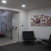 Home Club Suite Hotel