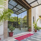 Royal Residence On MG Road