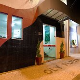 Oly Plaza Hotel