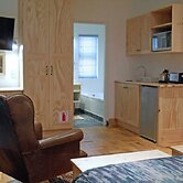 7 Ackermann Place Guest House