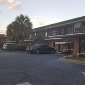 Palmetto Inn