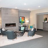 Brookstone Lodge & Suites
