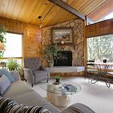 Jewel Lake Bed and Breakfast