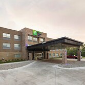 Holiday Inn Express and Suites Portage by IHG