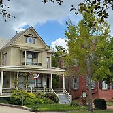 Hanna House Bed & Breakfast