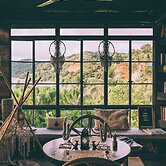 The Birdhouse El Nido - Glamping