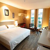 91 Street Boutique Inn