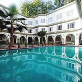 Grand Continental Hotel 