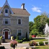 Clyde Hall Bed and Breakfast