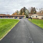 Westgate Manor Motel Austintown-Younstown, Ohio