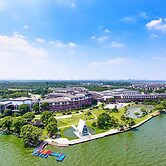 Tongli Lakeview Hotel