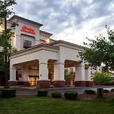 Hampton Inn & Suites Manchester-Bedford