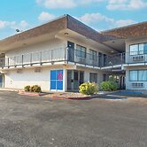 Motel 6 Del Rio, TX