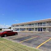 Motel 6 Corpus Christi, TX - East - North Padre Island