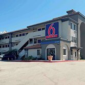 Motel 6 Bellflower, CA - Los Angeles