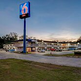 Motel 6 Port Allen, LA - Baton Rouge