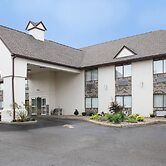 Schoenbrunn Inn