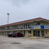 Americas Best Value Inn & Suites Groves Port Arthur