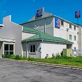 Motel 6 Seymour, IN - North