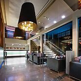Pantages Hotel Downtown Toronto