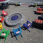 Surfside Hotel and Suites