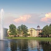 Disney's Saratoga Springs Resort & Spa