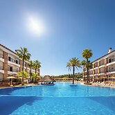 La Cala Resort