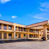 Econo Lodge Atlanta Airport East