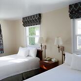 Monument Mountain Motel