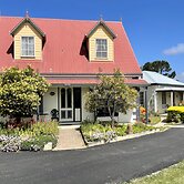 Swansea Cottages & Lodge Suites