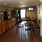 Super 8 by Wyndham Allentown