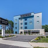 Casco Bay Hotel Portland Airport - Maine Mall, an Ascend Collection Ho