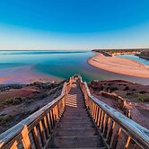 COAST motel and apartments