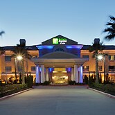 Holiday Inn Express Hotel & Suites Pearland by IHG